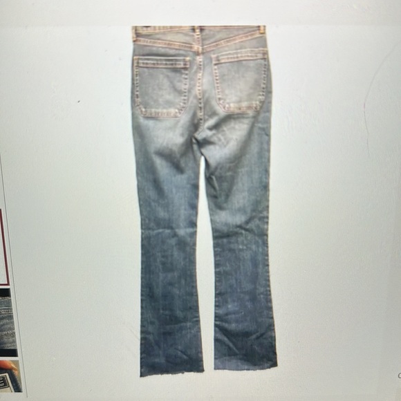 NWOT Gap Flare High Rise Jeans - Picture 3 of 5